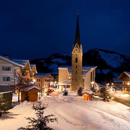 Lake And Mountains Appartements Maishofen Bagian luar foto